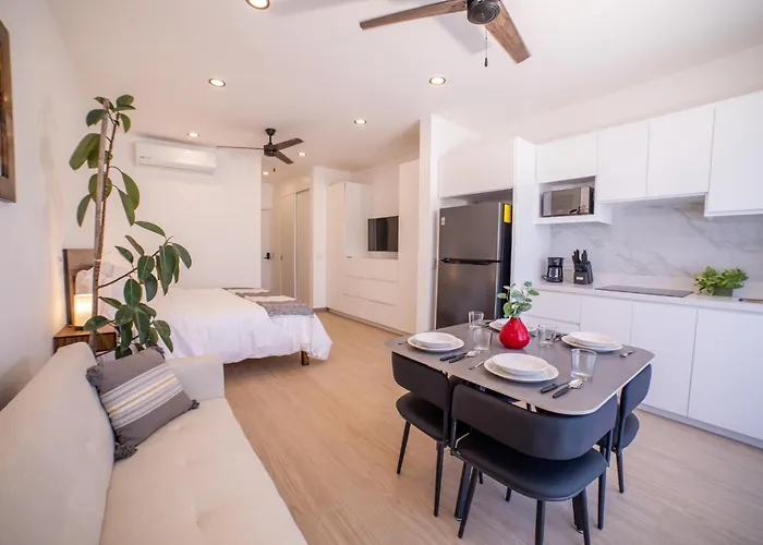 Modern 3 Blocks Away From The Marina King Bed And Pool Apartment Cabo San Lucas