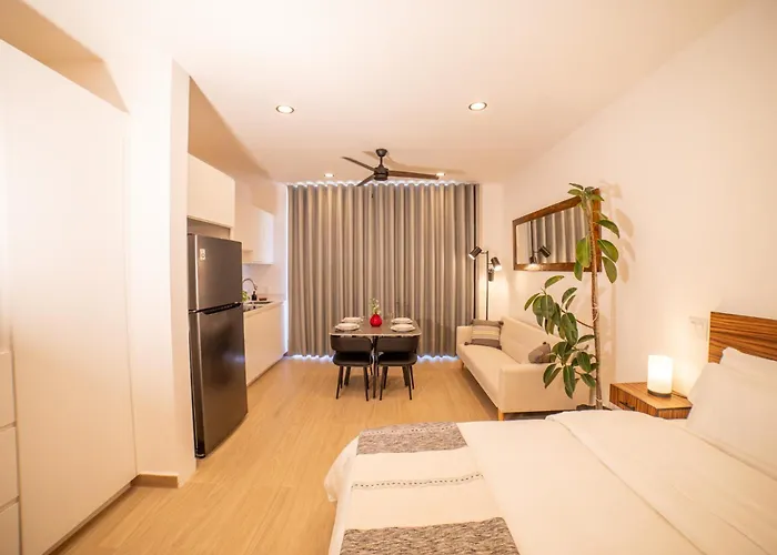 Modern 3 Blocks Away From The Marina King Bed And Pool * Cabo San Lucas