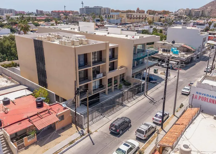Modern 3 Blocks Away From The Marina King Bed And Pool * Cabo San Lucas
