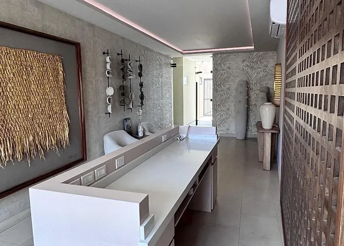 Modern 3 Blocks Away From The Marina King Bed And Pool Apartment Cabo San Lucas