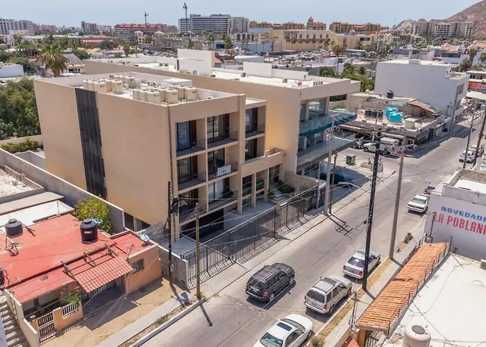 Modern 3 Blocks Away From The Marina King Bed And Pool Apartment Cabo San Lucas