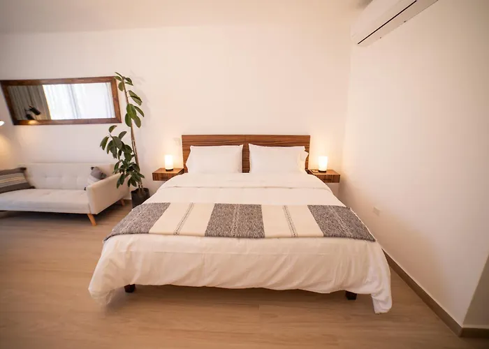 Modern 3 Blocks Away From The Marina King Bed And Pool Apartment Cabo San Lucas